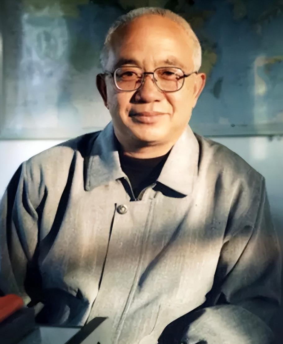 核弹老科学家魏世杰太惨了！妻子精神分裂，女儿精神分裂，儿子智力有问题，妻子走后只