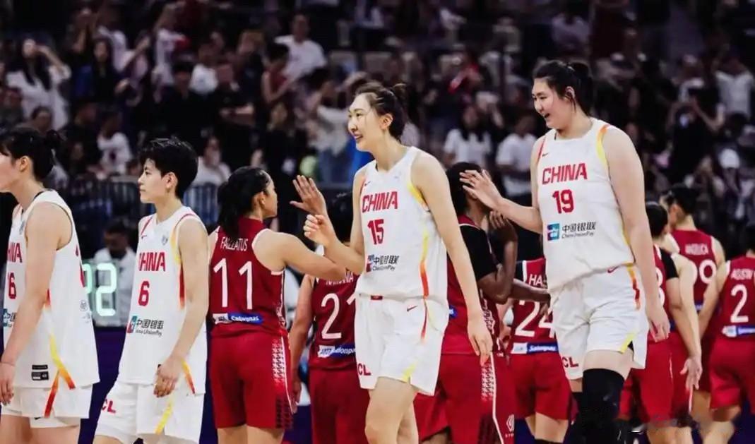 今天晚上、明天凌晨2:45，中国女篮对阵意大利。如果赢下意大利，我们能拿到什么好