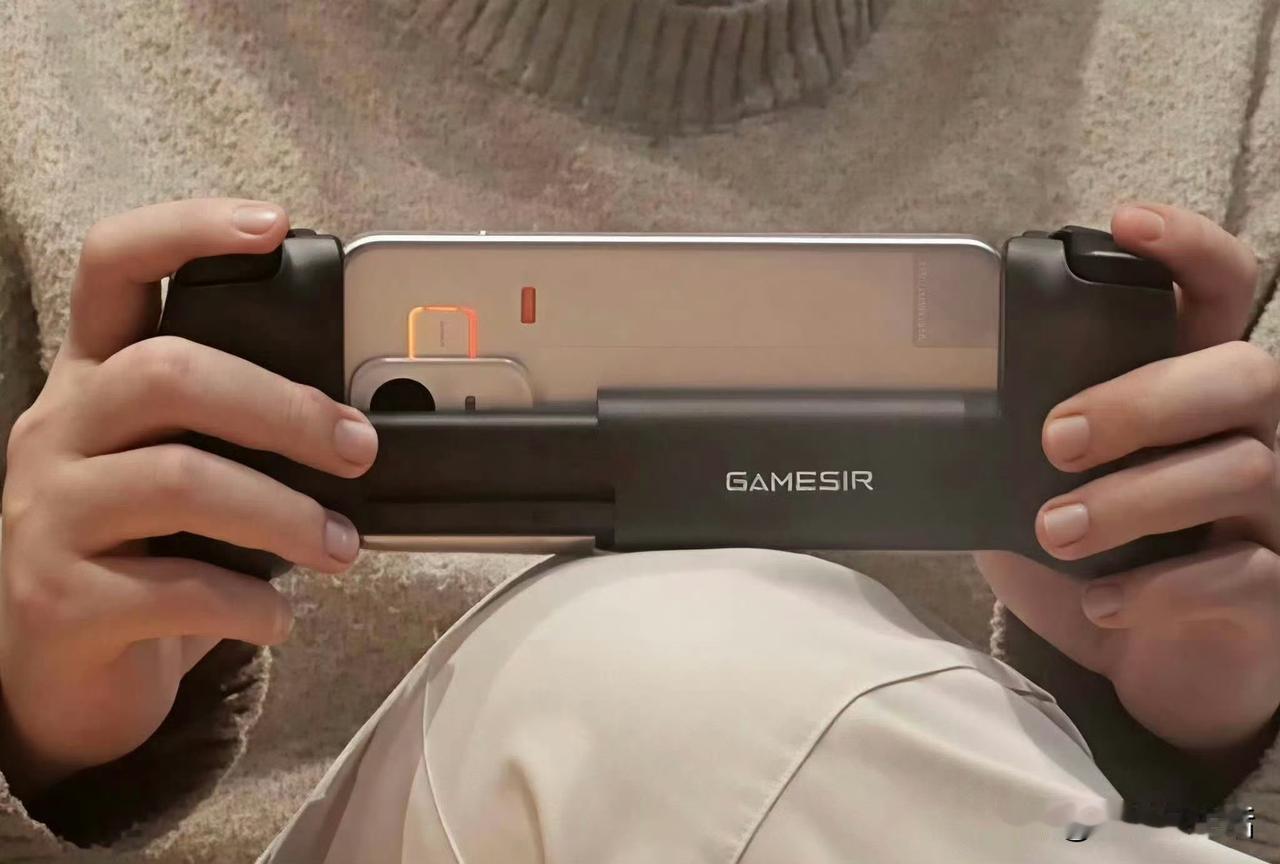 realme真我Neo8官宣本月发布，高通骁龙8Gen5+8000mAh级别大电