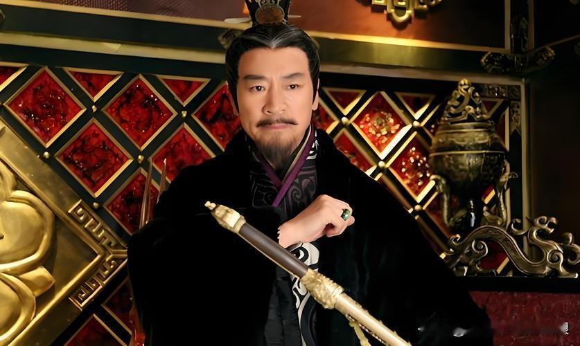 在汉宣帝之前权臣们只要不造反，大抵都是能够善终的，然后被霍光毁了你像废立皇帝