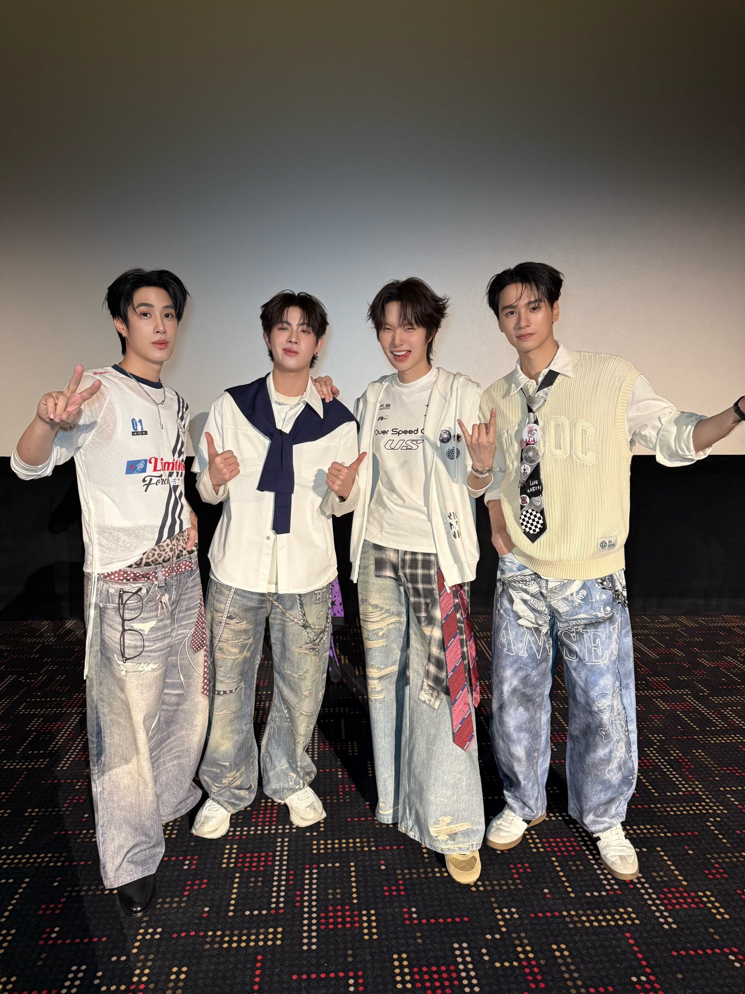 真好看©️KhemjiraSeries​​​