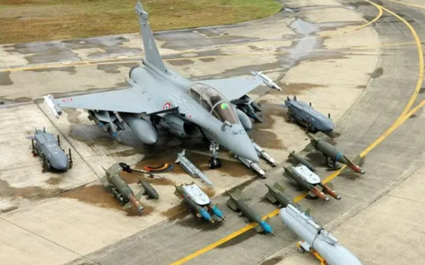 5月20日，俄新社刊文：法国达索航空公司不顾压力，仍然拒绝为印度提供阵风战斗机系