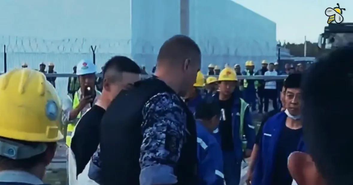 8月9日，俄罗斯波罗的海天然气化工综合体项目发生大规模工人抗议事件，起因是一名长