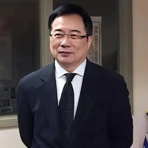 蔡正元面对上千人说：请问你大陆为什么要打你？是因为我们台湾有产石油，他要来抢吗？