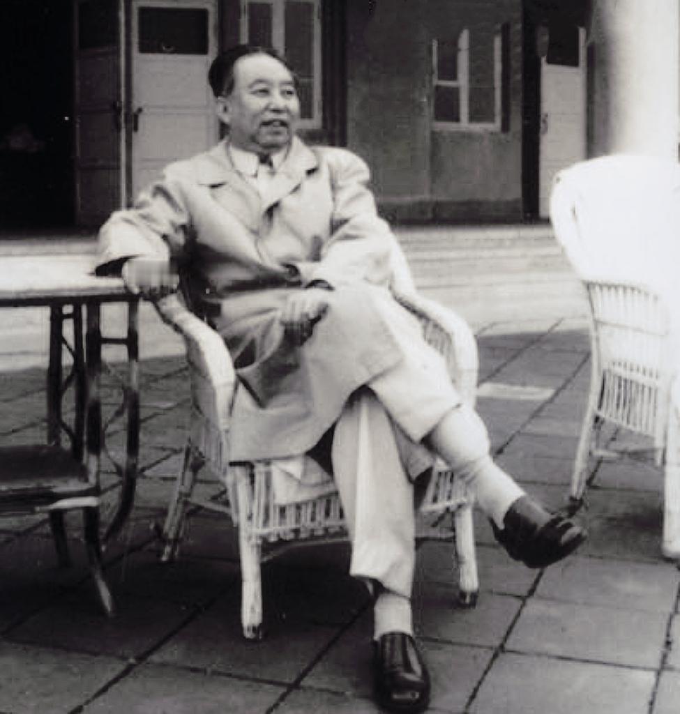 华国锋的8大贡献，不该被遗忘：第一：粉碎四人帮1976年那“四人”权力极大