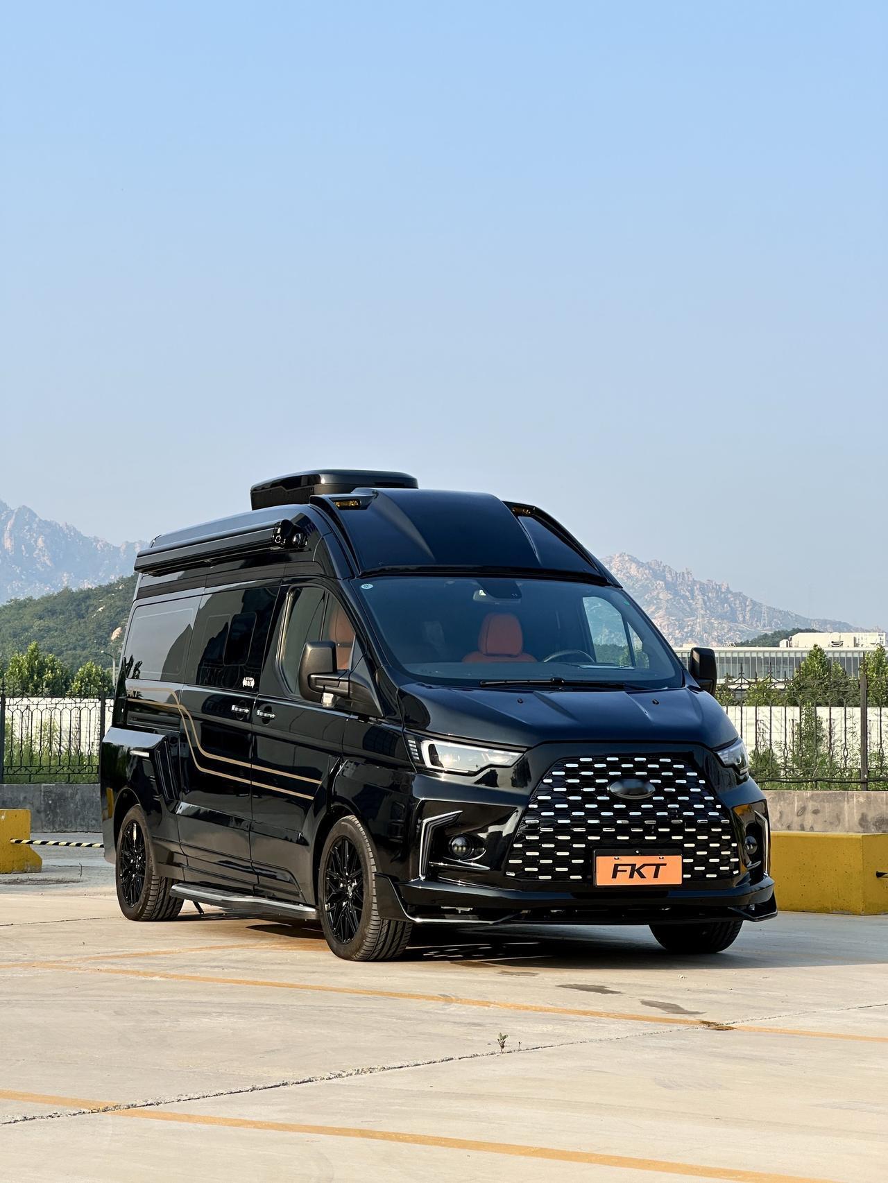 黑骑士福客特房车房车伍六七