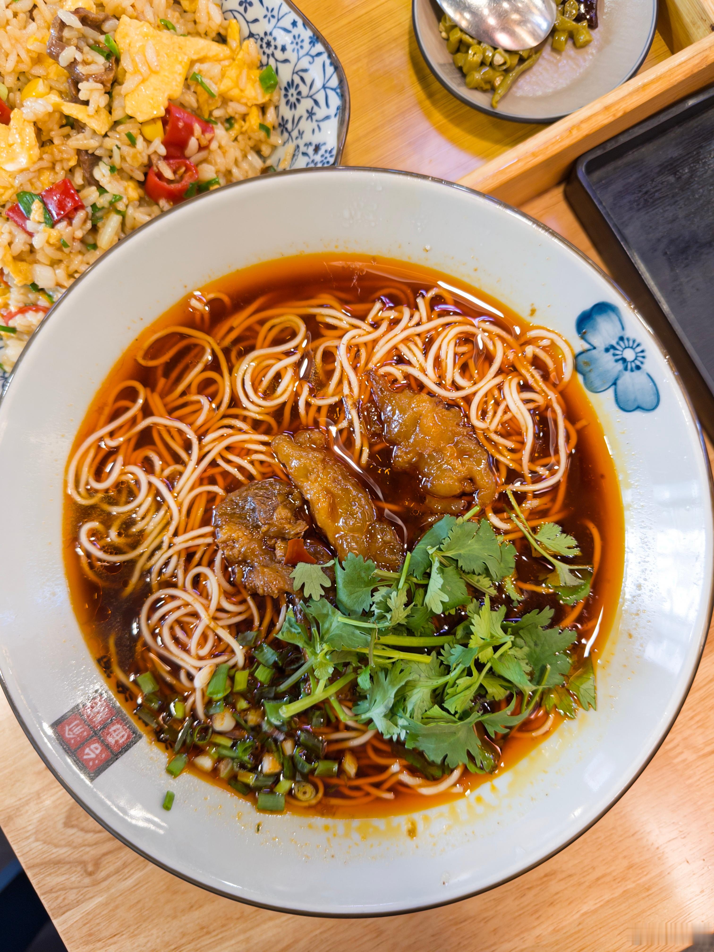 今日份午餐，面下饭。