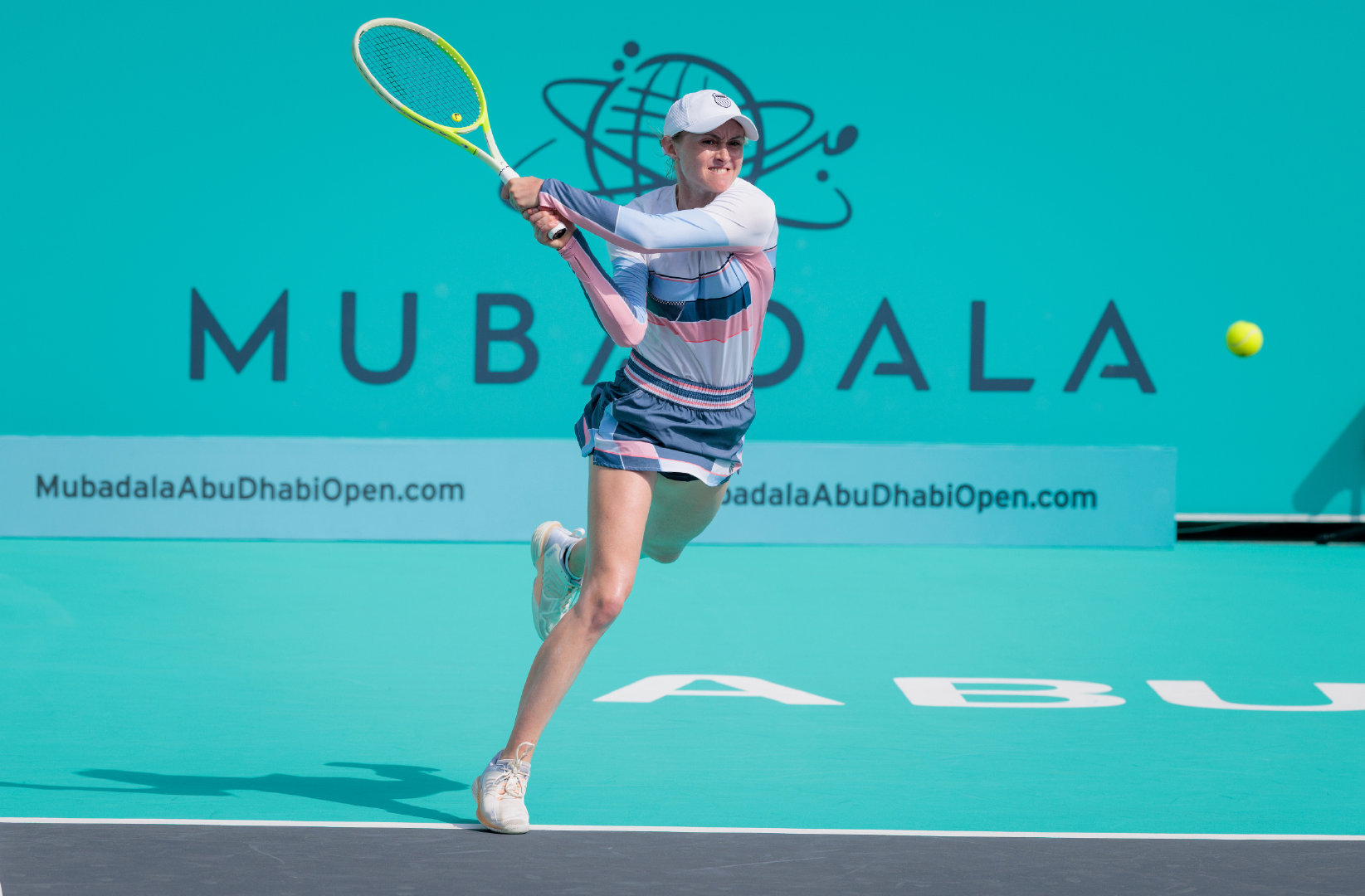 WTA500阿布扎比站，幸运落败者萨斯诺维奇以6-43-66-1淘汰8号种子