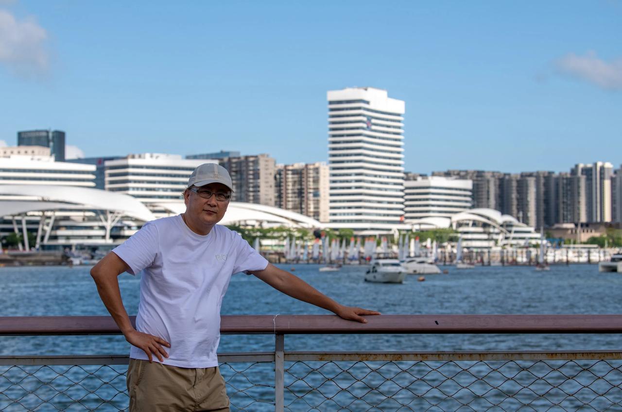 6月17日，11位宜昌摄影人开启了厦门采风之旅。厦门独特的亚热带气候，迎接了来自