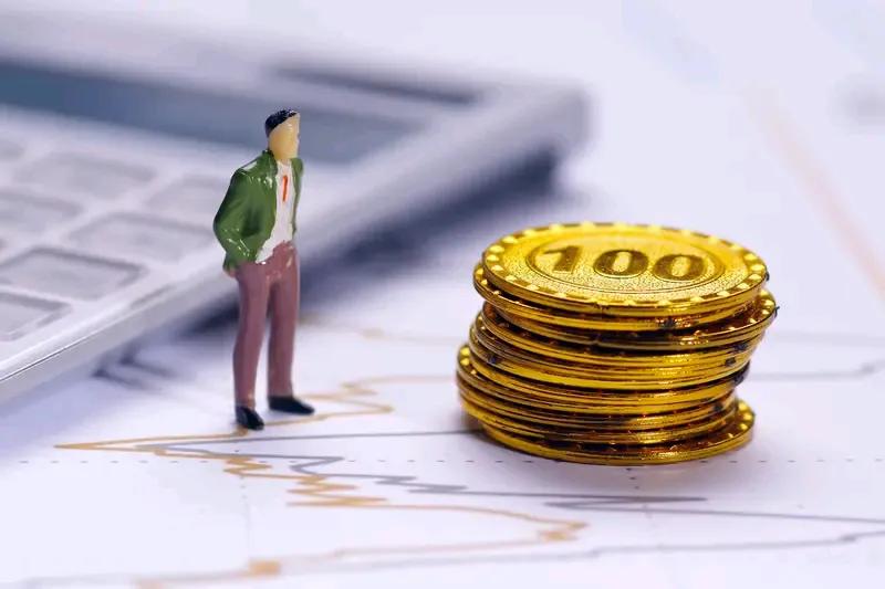 全国个人存款已然突破150万亿人民币，全国人均存款达11万。但实际上，绝大部分存