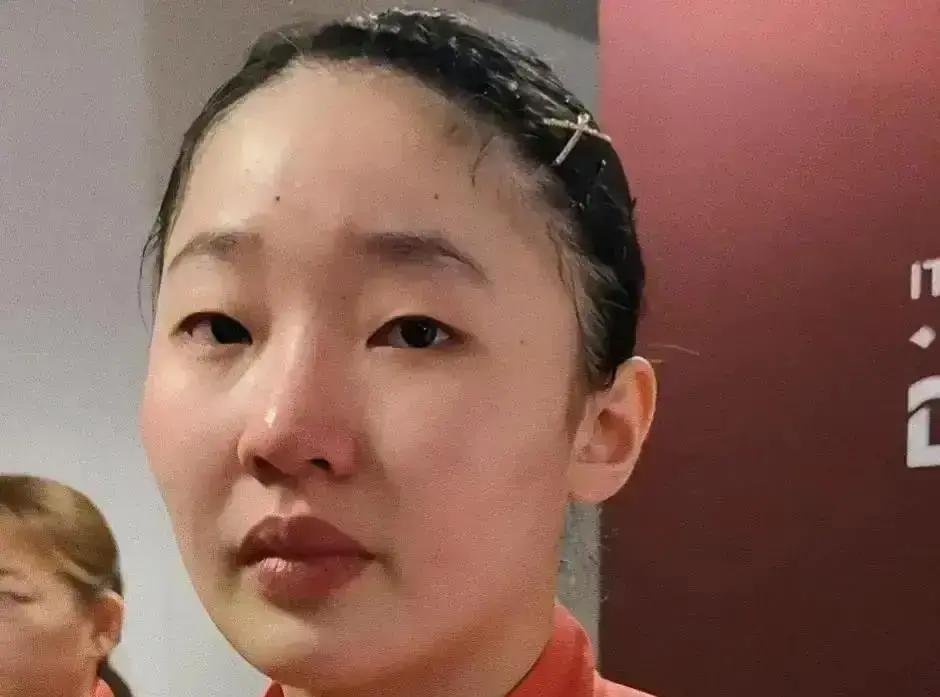 240万罚单砸下！张本一家直接傻眼日本乒协一纸官宣，把张本智和、张本美和兄妹