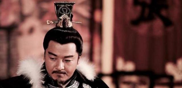 李昪：他最重要的功绩不是建国，而是让江南喘了七年气。五代十国，中国历史上最乱