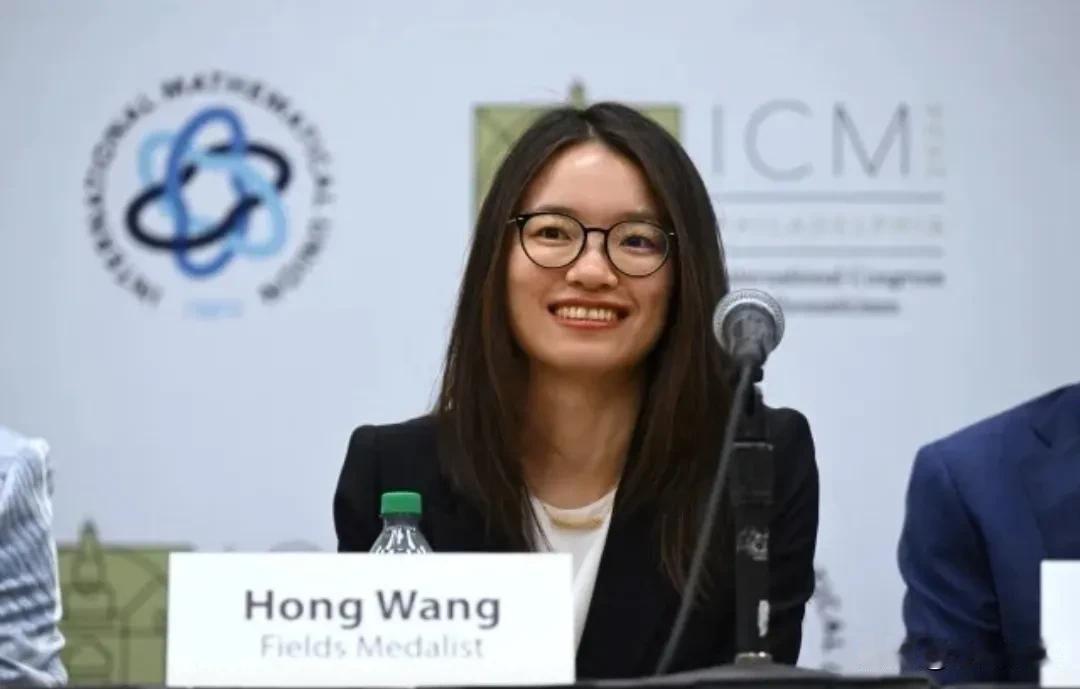 王虹老宅意外成“顶流打卡地”！堂伯父却曝出家族有一个永远不会改变的事实！近日