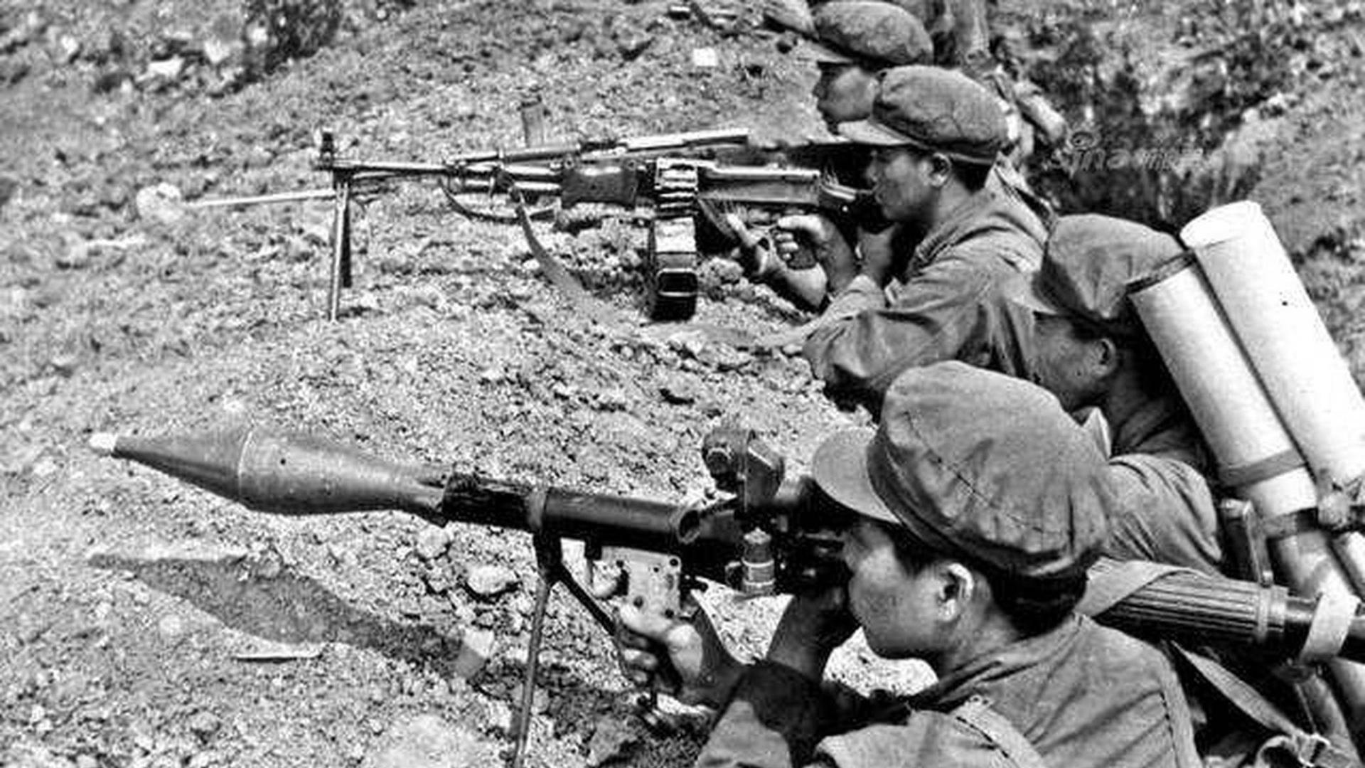 1965年,毛主席收到邻国求救的急电,限令印度72小时内撤军!