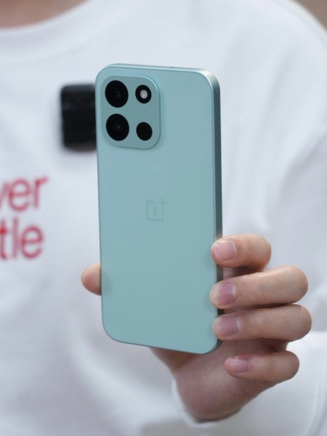 一加Turbo6正式亮相这外观，够Turbo吗？🎉