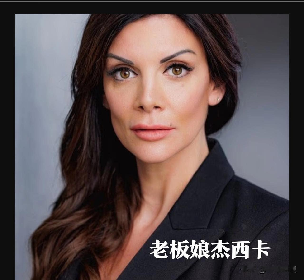 瑞士夜店跨年夜大火疯狂复盘结果：1、原来这家店就是一个清吧，在地上一层。旅客