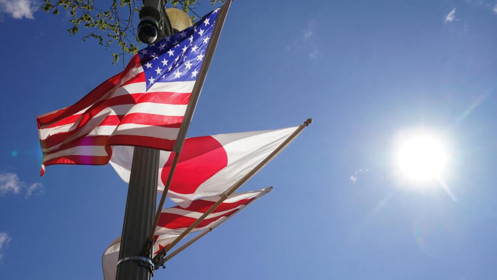 美日金融暗战太阴险！日本被逼加息，美国背后偷笑！这波收割比广场协议还狠？