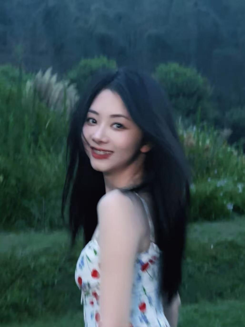谭松韵说很珍惜观众缘圈内好友集体宣传新剧，观众缘也一路在线！谭松韵说会尽全力拍