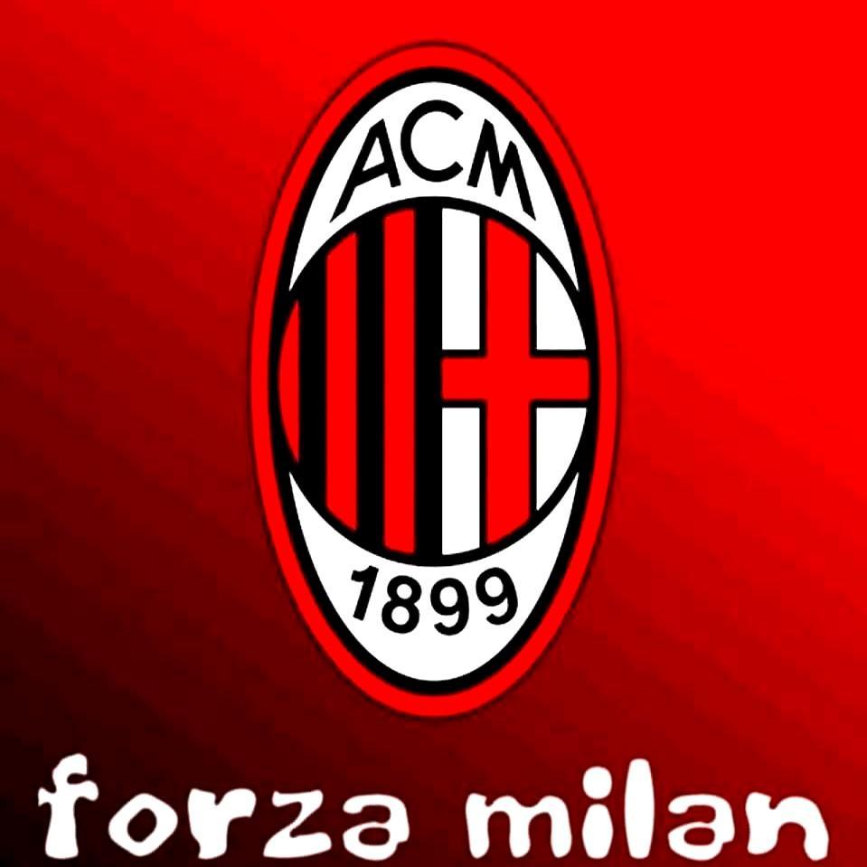 主场被科莫逼平，落后国米7分，AC米兰这口气怕是续不上了。下个月就是米兰德