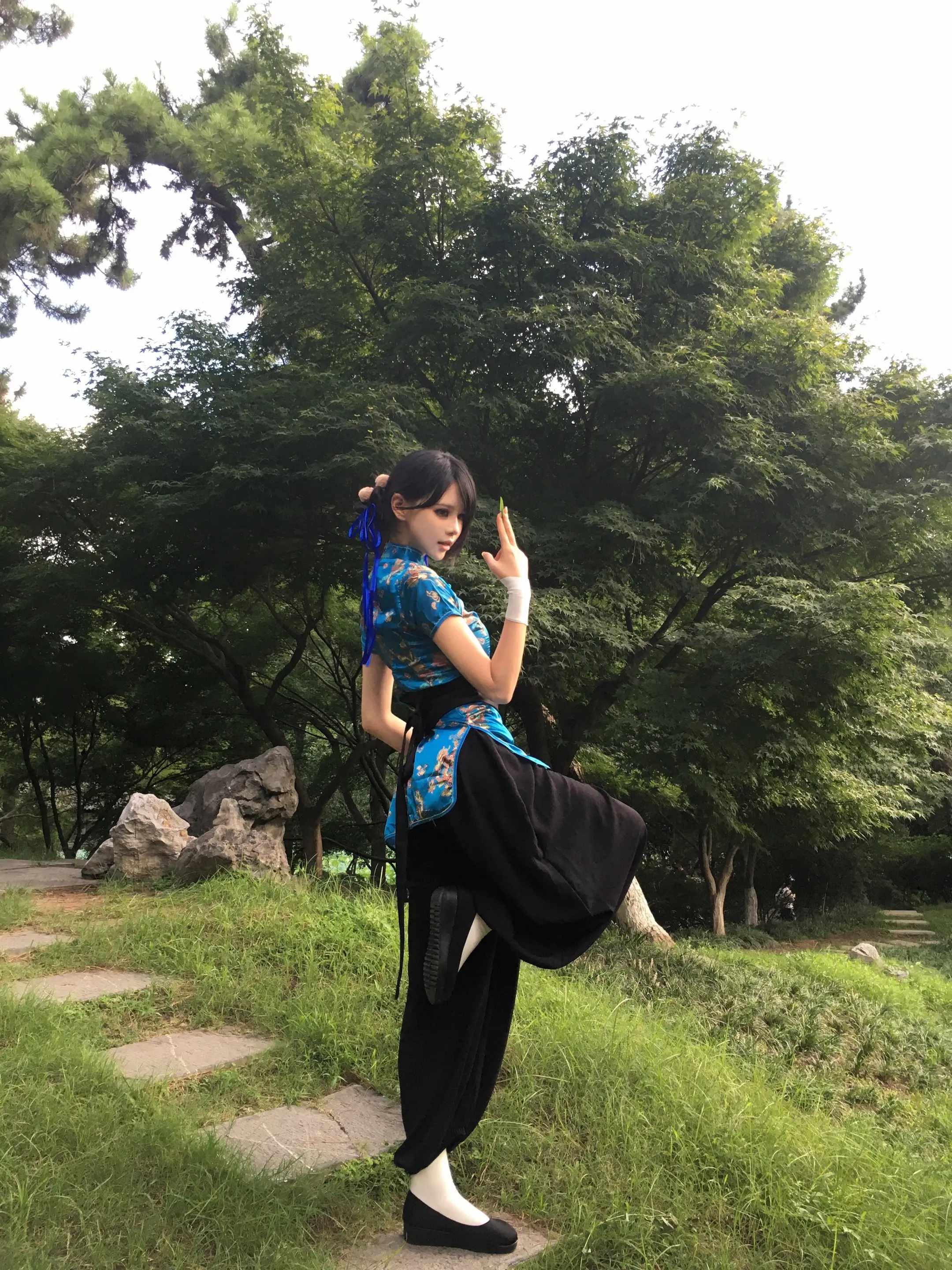 吃我一招