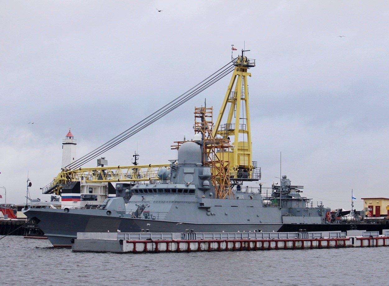 据报道，在刻赤建造的22800型小型导弹艇“阿穆尔”号（“红蜘蛛”级）已移至波罗
