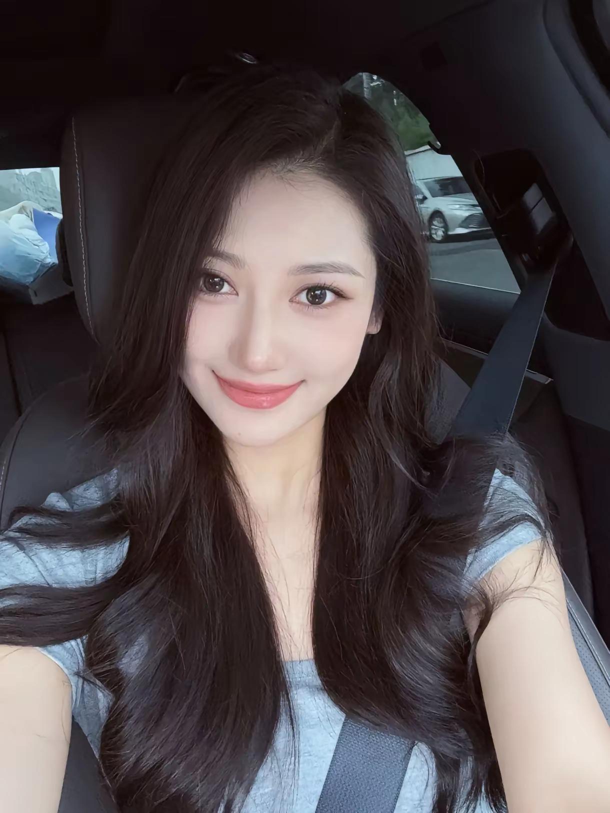 元气满满的一天从微笑开始😊