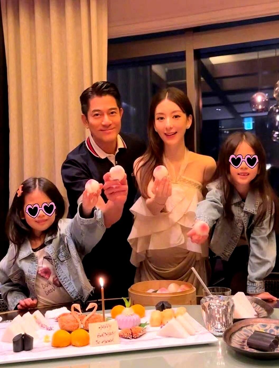 郭富城都要气死了娶个年纪小的当老婆郭富城娶年轻伴侣生三胎女儿，有人觉得他没生