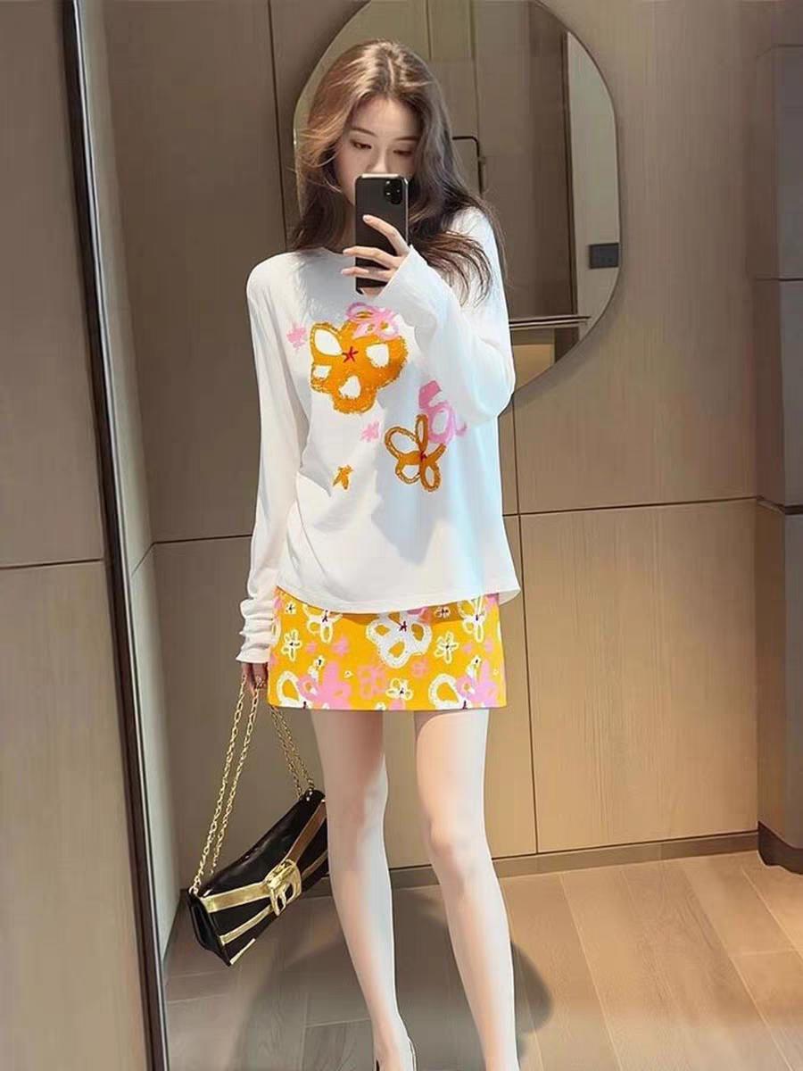 办公室的同事都说穿上这身衣服，我变高了！职场女性日常装办公甜美照职场女性上衣