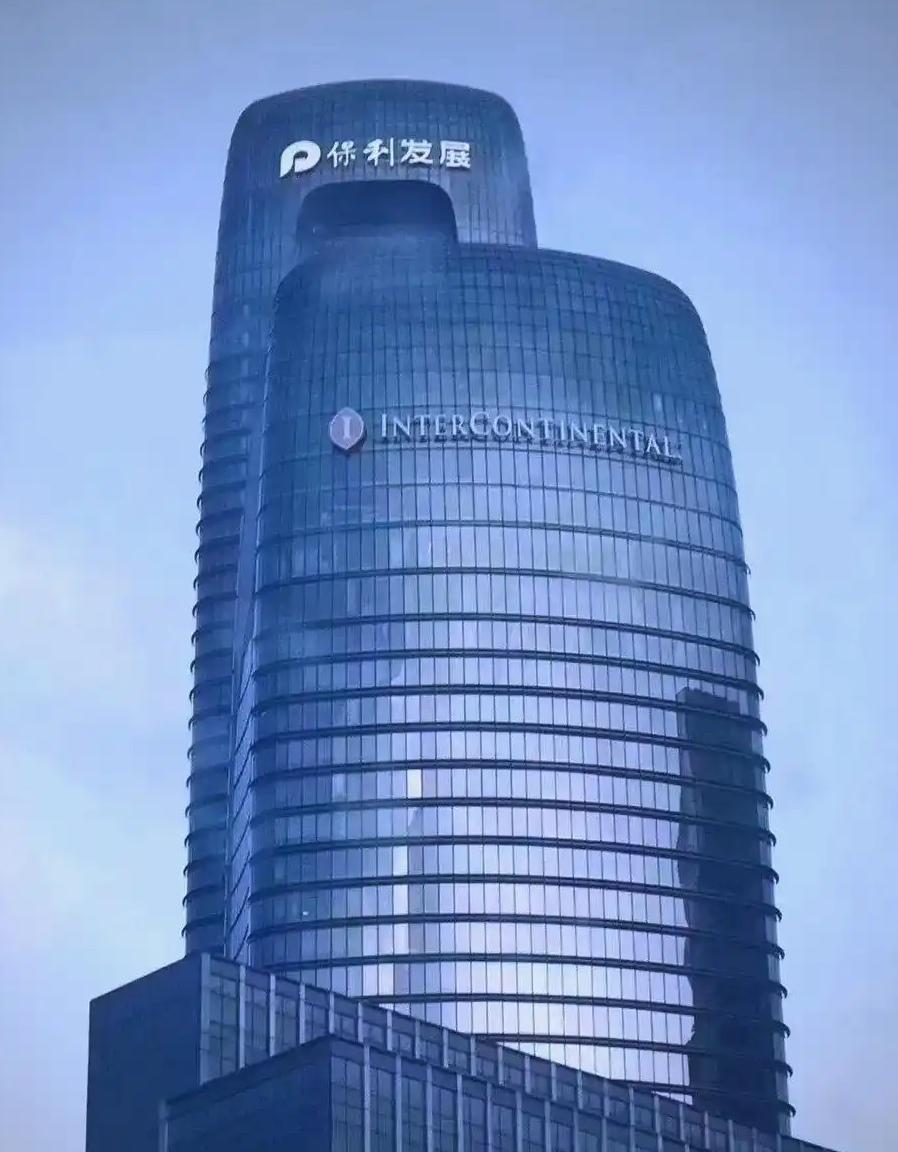 我国五大房地产公司：1、保利发展，成立于1992年，总部设在中国广州，拥有超1