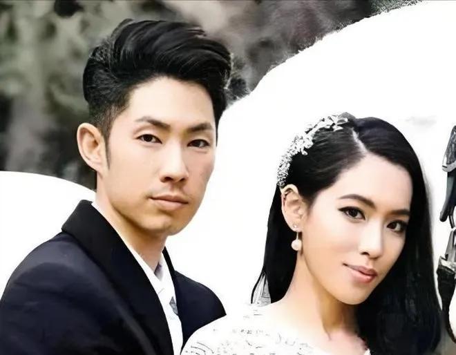 吴建豪时隔八年官宣再婚的消息，让不少人感慨他终于活明白了。当年和新加坡百亿棕榈油