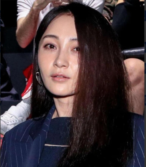 姚笛与文章恋情没有被曝光前，还是地下恋情的时候，据说文章为了方便与姚笛约会，在深