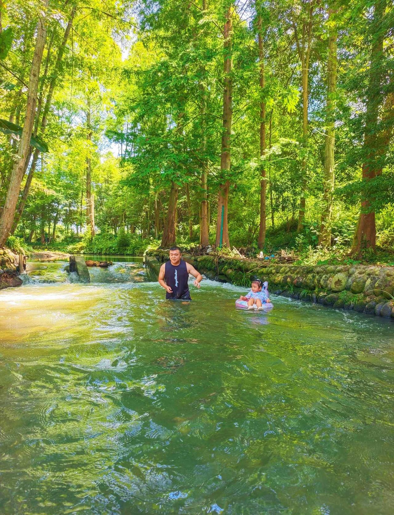 成都|街子古镇夏日避暑溪水潺潺葡萄幽香🌞盛夏🌊热浪翻涌总想寻一处山野