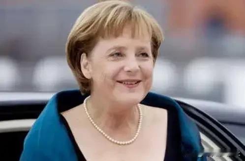 德国真的没救了！11月底，外长瓦德富尔叫嚣，台湾有事就是德国有事！这是公然呼