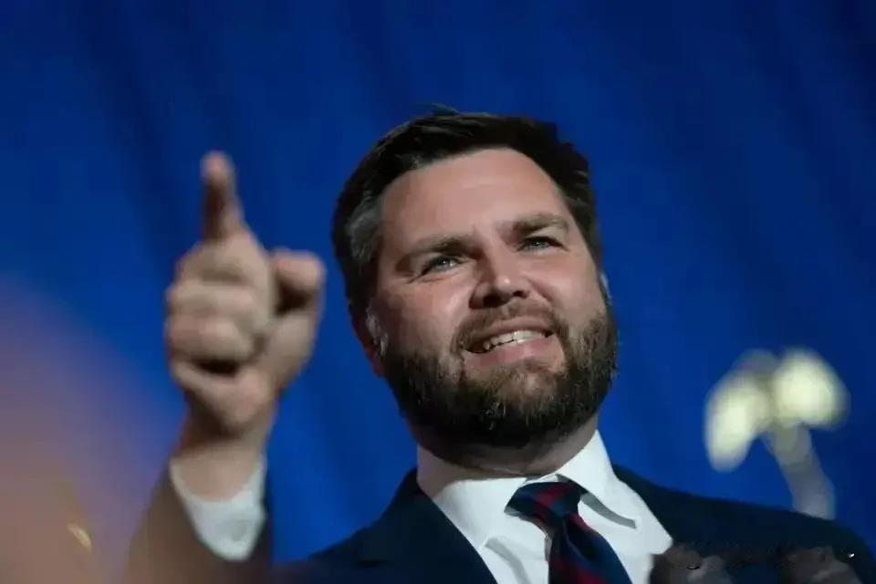 哦豁！就在刚刚，美前中情局分析师预警，鲁比奥与万斯或因伊朗问题失利背弃特朗普？