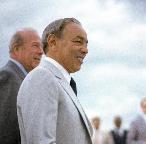 国王遇刺飞机喋血逃生天呐，国王差点就没了！1972年，