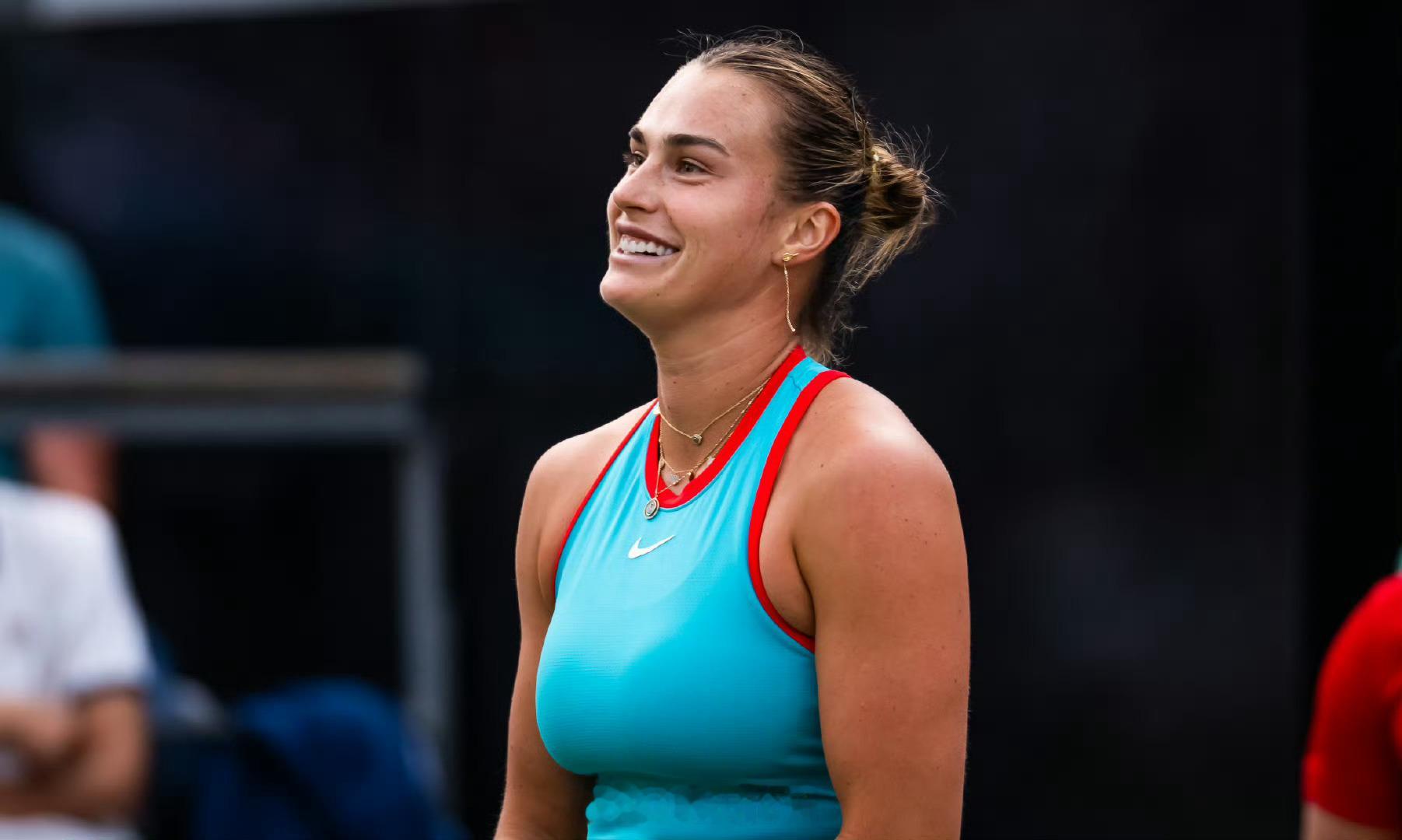 柏林WTA500第二轮头号种子萨巴伦卡🇧🇾以6-2/7-6（6）击败马萨洛娃