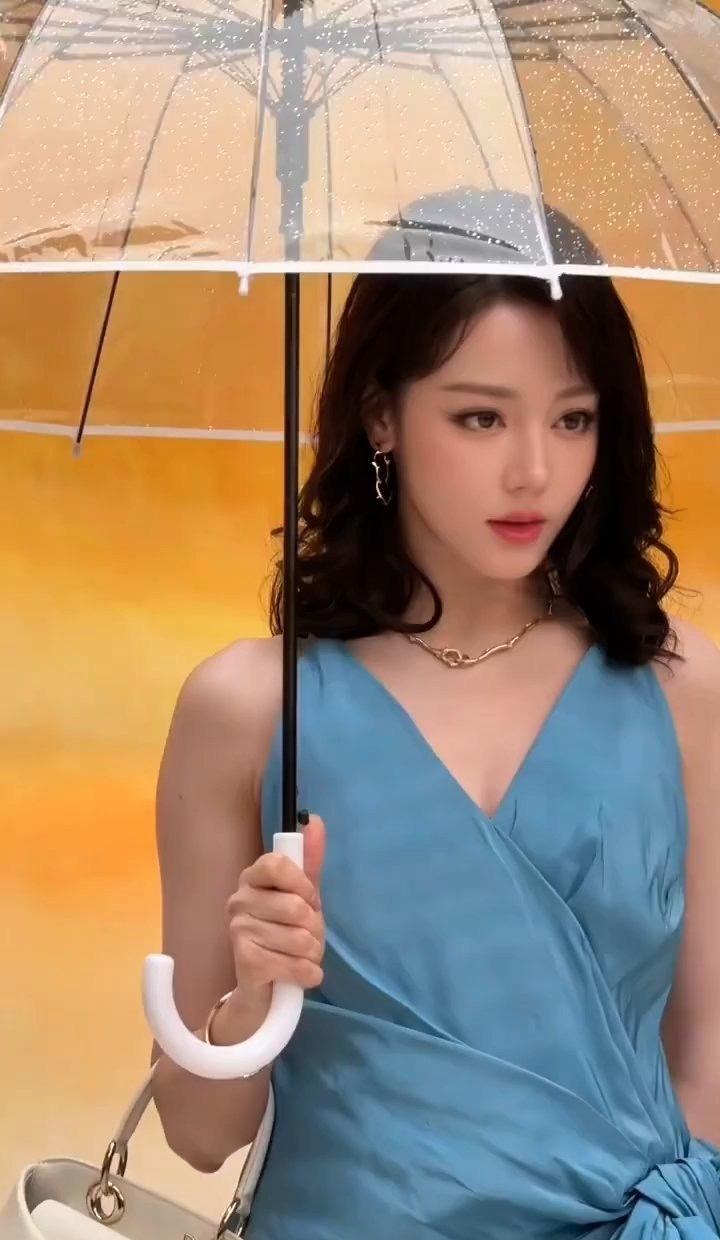 女神轻点美[比心]​​​