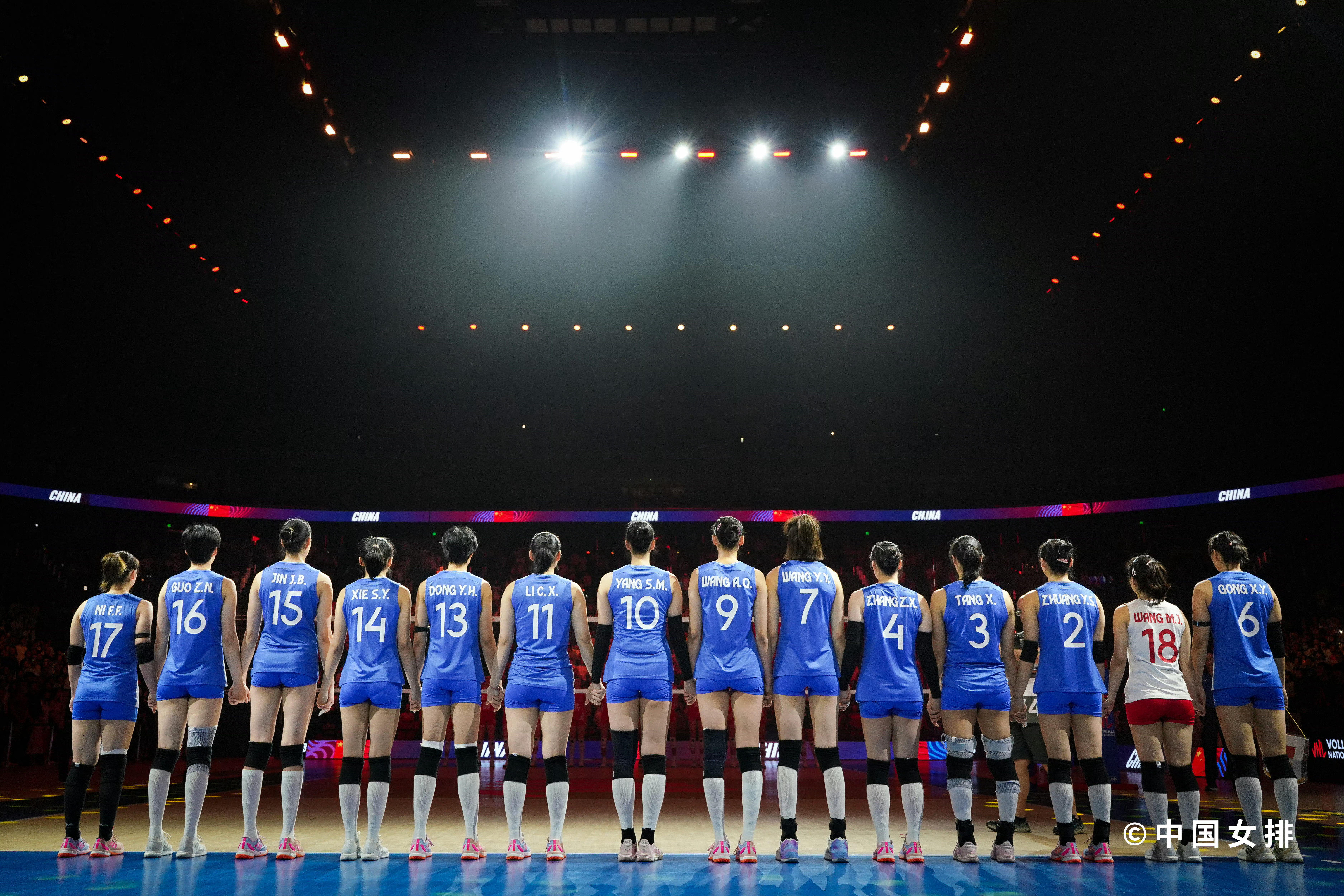 中国女排1-3不敌巴西女排，我觉得整体打得还算不错吧，自身水平发挥的七七八八，经