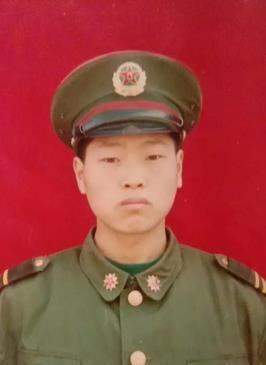 荒唐得令人咋舌！河南郸城退伍军人仵瑞华，靠街头修水电养家糊口二十多年。47岁逛镇