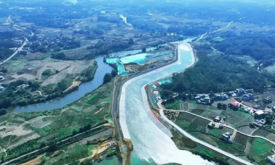 中国修了一条运河，结果因为修得太好，顺手又造出了13800亩良田，9月16日，平