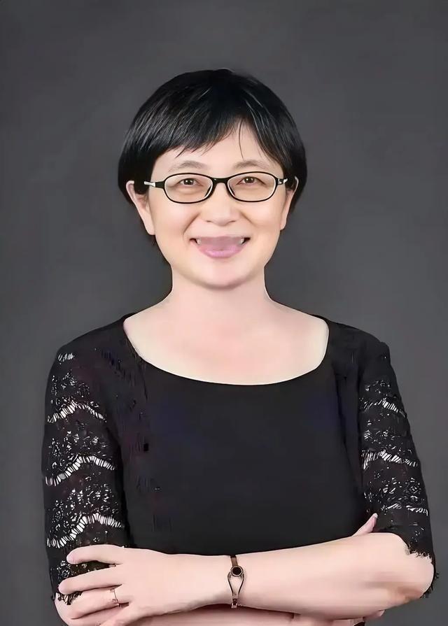 北京协和医院林岩松博士曾说：“千万别追求快乐，追求快乐就是找死。你要追求平静，