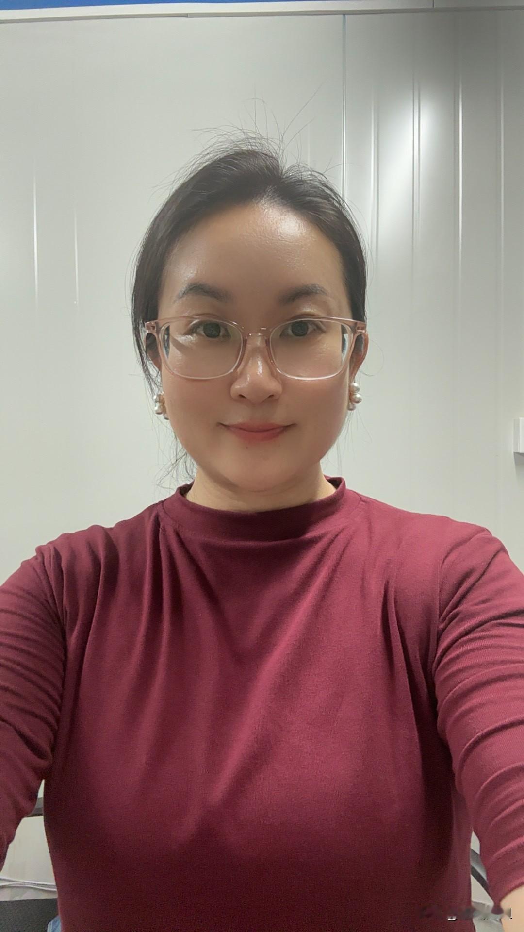 我们项目饭堂的早餐，真好[红脸笑]还有饺子🥟，我忘记拍照了，总之有早餐吃太好了