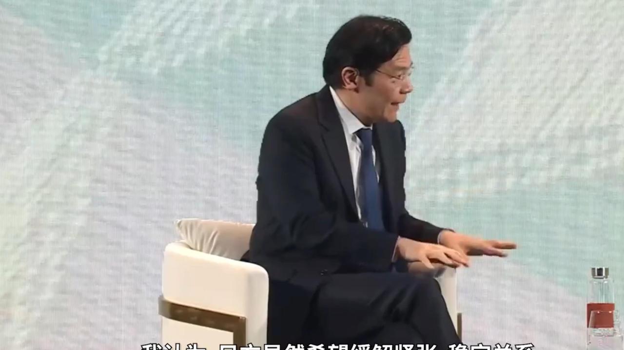 12天后，新加坡表态了。11月19日，新加坡总理黄循财在与彭博新闻社总编辑米思伟