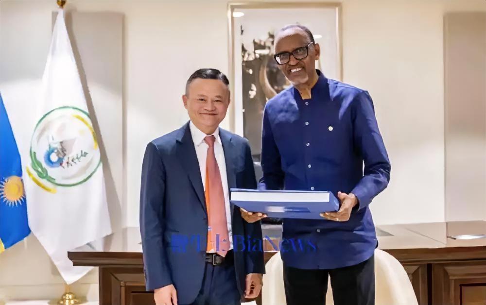 我算是看明白了……马云为啥总往非洲跑？他在下一盘大棋，而国内还在拼命卷。