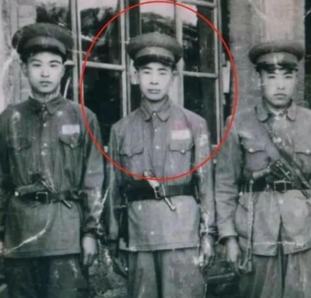 1948年，一个日本人冒充中国人，加入了解放军，征战半个中国，立下汗马功劳，还参