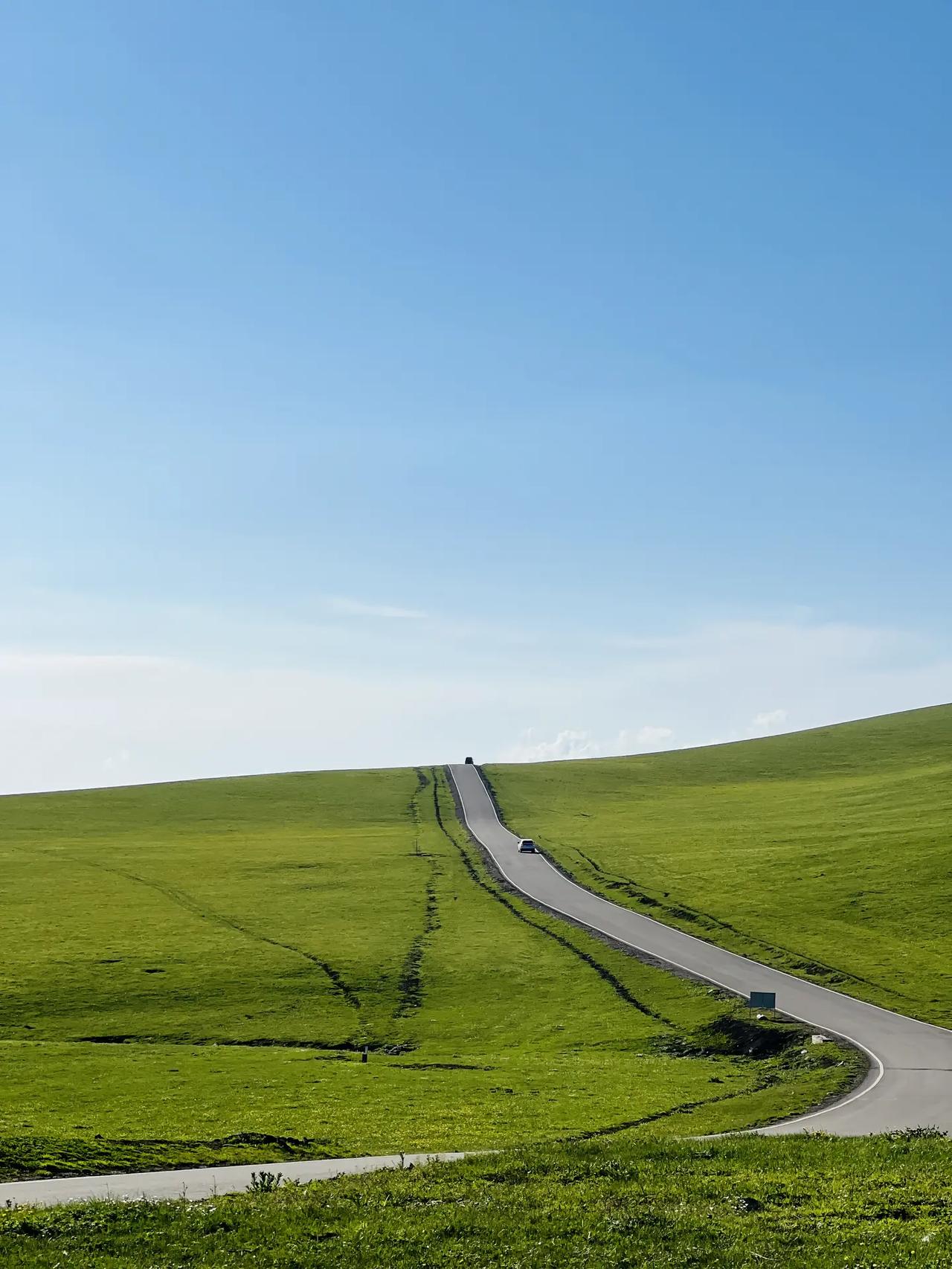 北京四中的黄春校长讲的话是非常专业的，老师的过度敬业，实际上是一种无能的表现，就