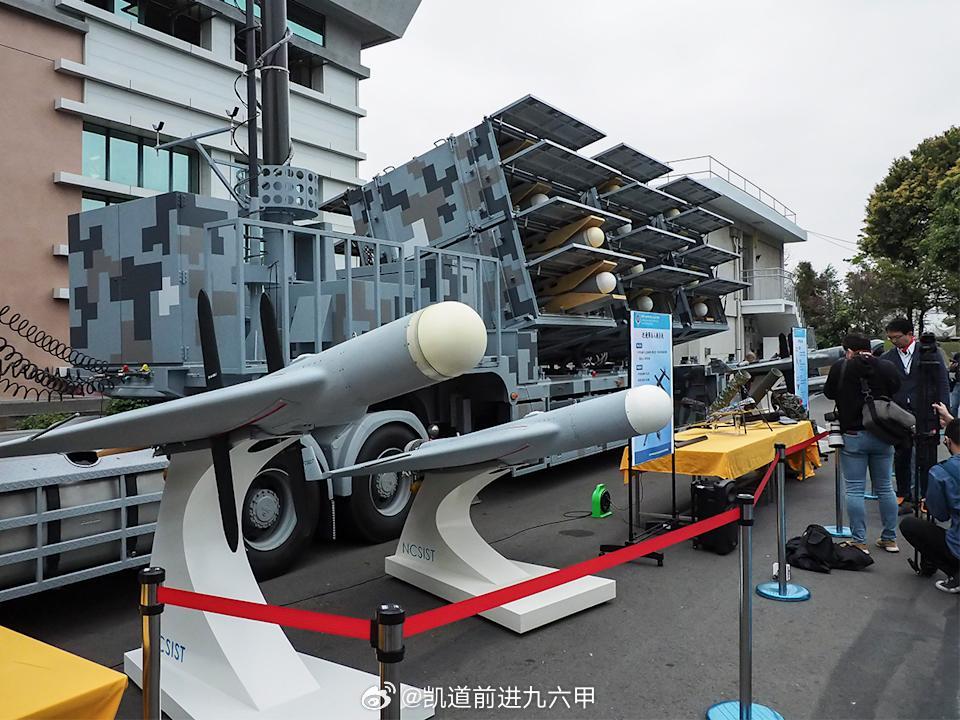 台海局势绿媒报道称，台伪空军预计在明年年初成立「無人機攻擊大隊」，混合装备剑翔