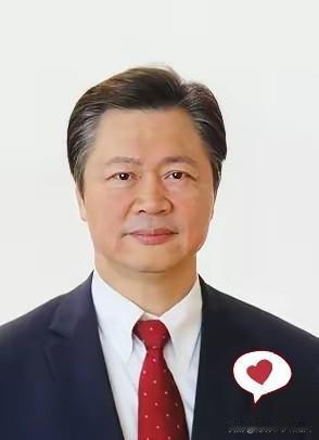 台湾名嘴，赖岳谦说，十年前当大陆提出2025年规划时，欧美那些国家非常的紧张，追