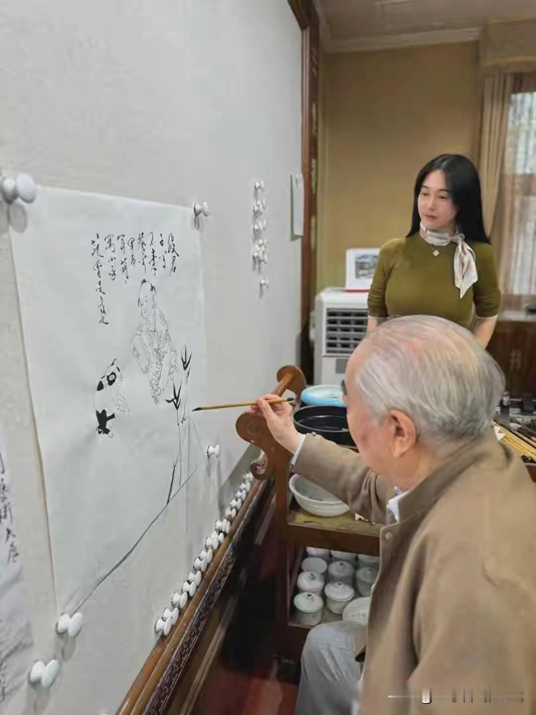 范增一直都冠以大师！其专业领域不必多说！但是他娶了师娘，何等的决绝！今天为