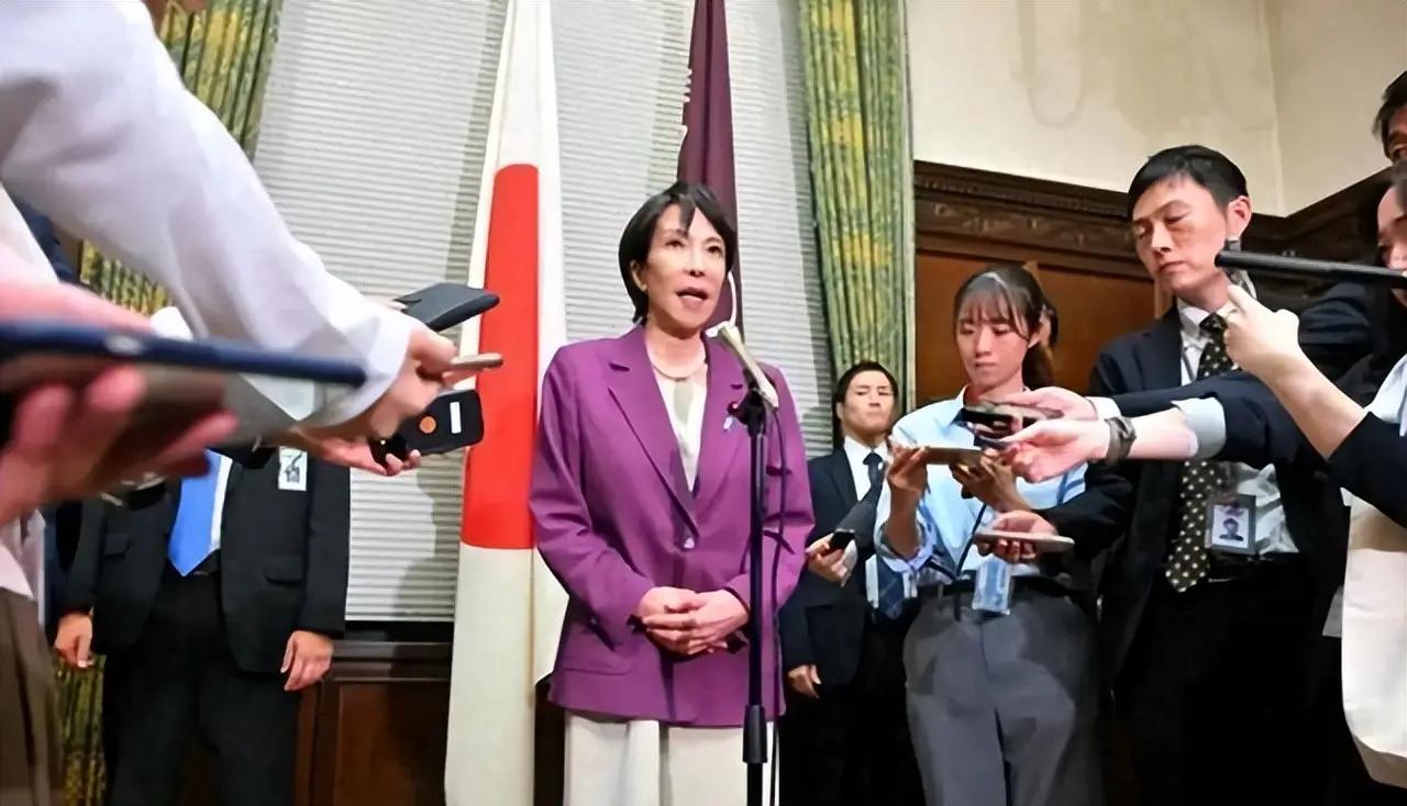 高市早苗：无法容许中国只对日本加强两用物项出口管制。美英法德意懵了：你说什么？